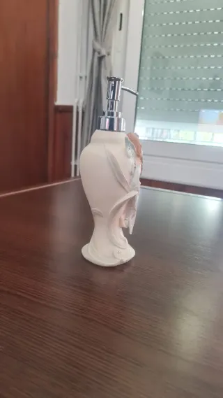 Figura de Hada dispensador de Gel