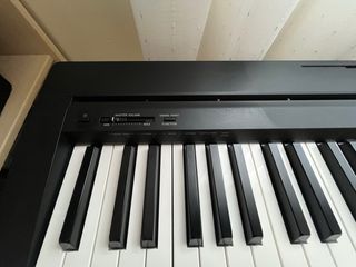 Piano Yamaha P-45