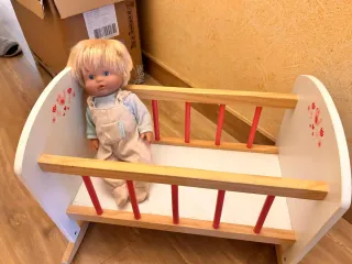 Cuna de juguete para bebé