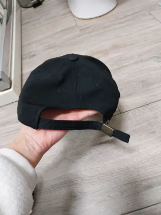 Gorra Nike Negra Logo Repetido