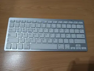 Teclado Bluetooth Inalámbrico. 29*12