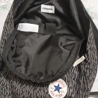 Mochila Converse Negra y Blanca