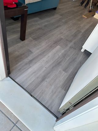 Suelo vinílico SPC Mérida 2