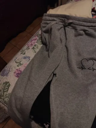 Lote chaleco y pantalón chándal morado