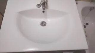 Mueble de baño lavabo madera y cristal