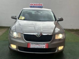 Skoda Superb 2013 2.0 TDI 140cv Unico dueño