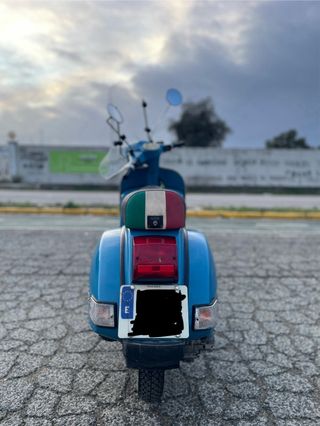 Vespa PX 200