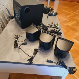 Altavoces Creative 5.1 Negro