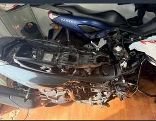 Tubo de escape Yamaha NMAX 2021