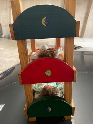 Litera  de juguete de madera