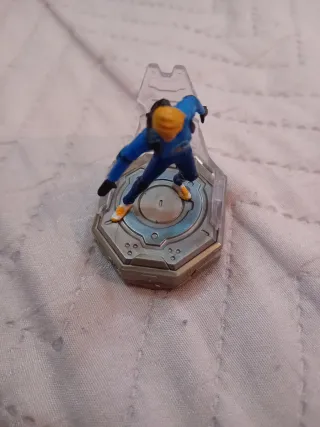 STARTAIL STARLINK FIGURA