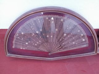 Lote 3 abanicos antiguos.