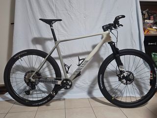 Canyon Exceed CF7 XL 2023 MTB
