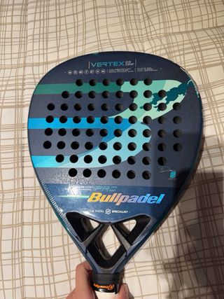 Pala Bullpadel Vertex