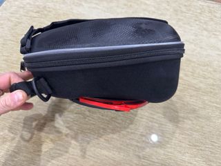 Bolsa sobre depósito moto