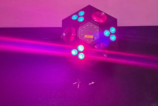 FOCO EFECTOS LUZ CAMEO UVO 5 EN 1 LED EFFECT LASER
