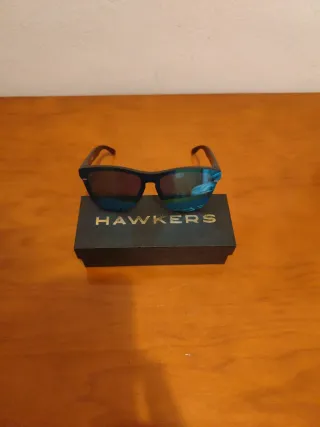 Gafas de sol Hawkers azules y verdes