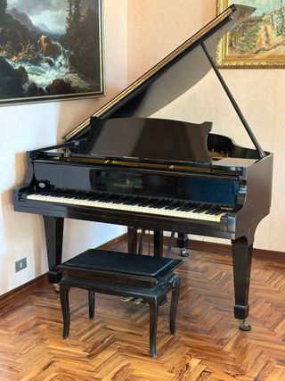 Pianoforte Mezza Coda Steinway & Sons