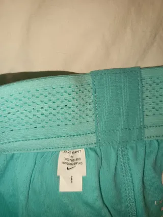 Shorts FC Barcelona Nike Talla M Turquesa