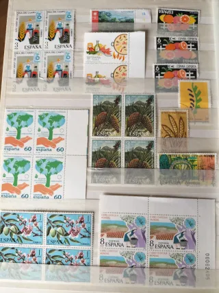 Lote 39 Hojas+98 sellos temas Frutos-cine-setas-GC