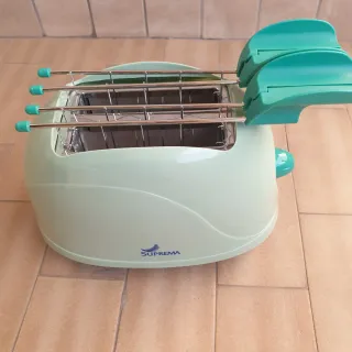 Tostapane con timer 800W