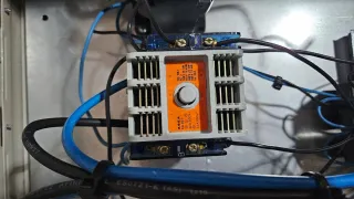 Cuadro eléctrico maniobra y control equipo solar