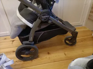 Trío Bebé Peg Perego con Isofix