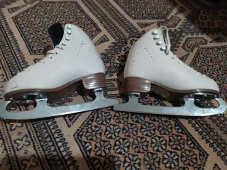 Patines de hielo blancos talla 31