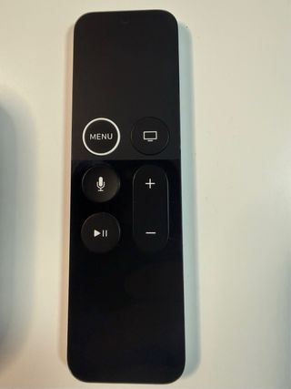 Apple TV HD con Siri Remote y cable