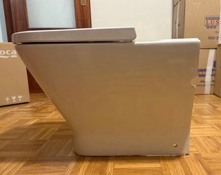 TAZAS DE WC (2) (sin mochila), a estrenar.