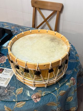 Tambor judío de madera