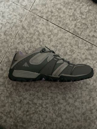 Zapatillas Berg Outdoor Mujer Gris/Morado
