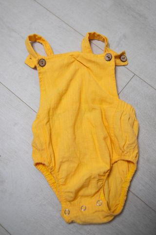 Body Bebé Amarillo 6-12 Meses