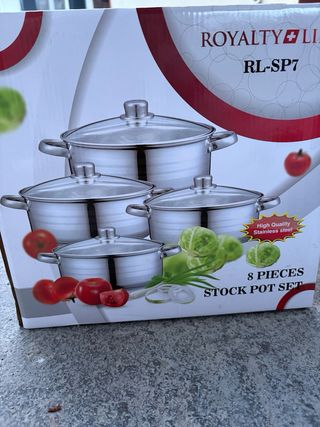 Nuove 4 Pentole in  acciaio con coperchi  vetro