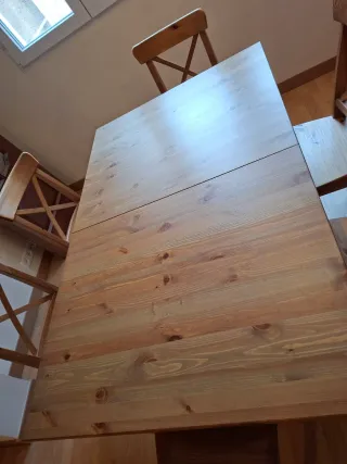 Mesa comedor extensible 1,50 a 1,80cm + 6 sillas