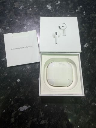 Apple AirPods Pro 4 Blancos