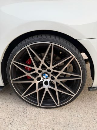 BMW 330i Pack M 272CV Estética M3