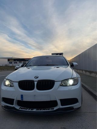 BMW 330i Pack M 272CV Estética M3