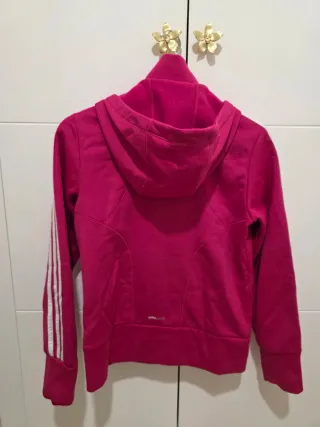 Sudadera Adidas rosa con capucha