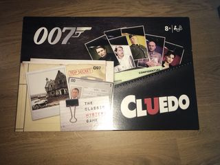 Juego de mesa Cluedo 007