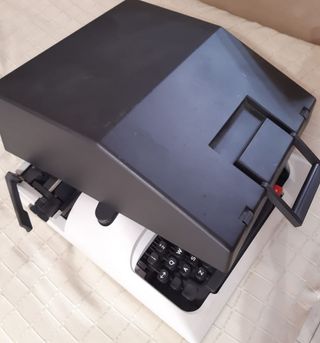 Olivetti Lettera 12. Maquina escribir