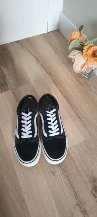 Zapatillas Vans Old Skool talla 38 Negras