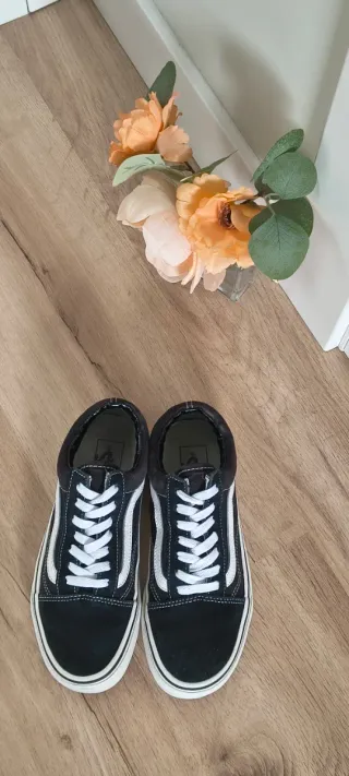 Zapatillas Vans Old Skool talla 38 Negras