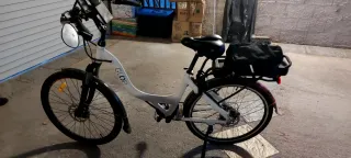 Bicicleta Eléctrica GLOP Blanca