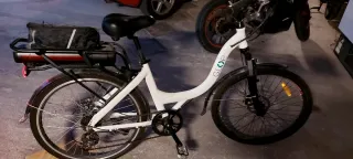 Bicicleta Eléctrica GLOP Blanca