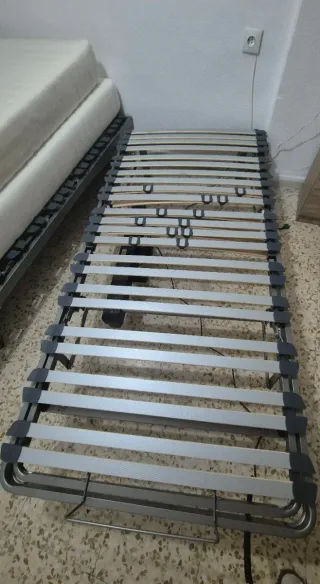 Cama articulada con colchón