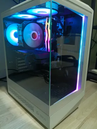 PC Gamer Blanco i7 RTX 2060 16GB RAM