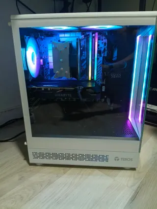 PC Gamer Blanco i7 RTX 2060 16GB RAM
