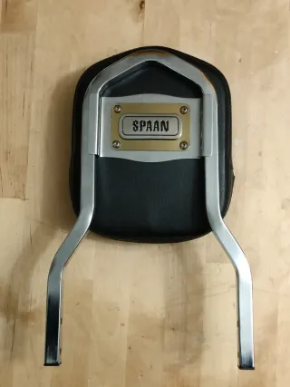 Respaldo de moto custom Spaan. 35cm