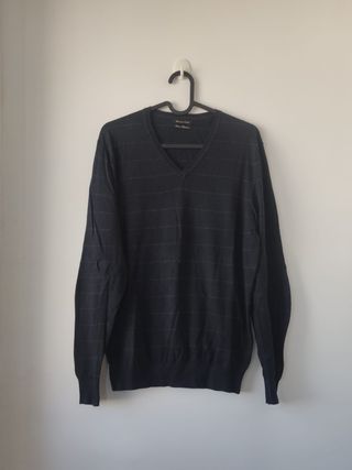 Suéter Negro con Coderas